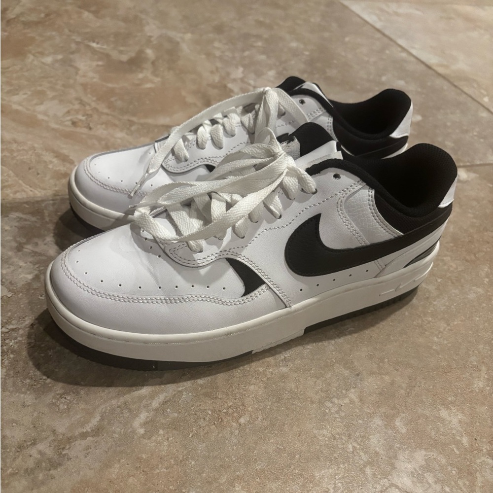 Nike Women’s Gamma Force Sneakers